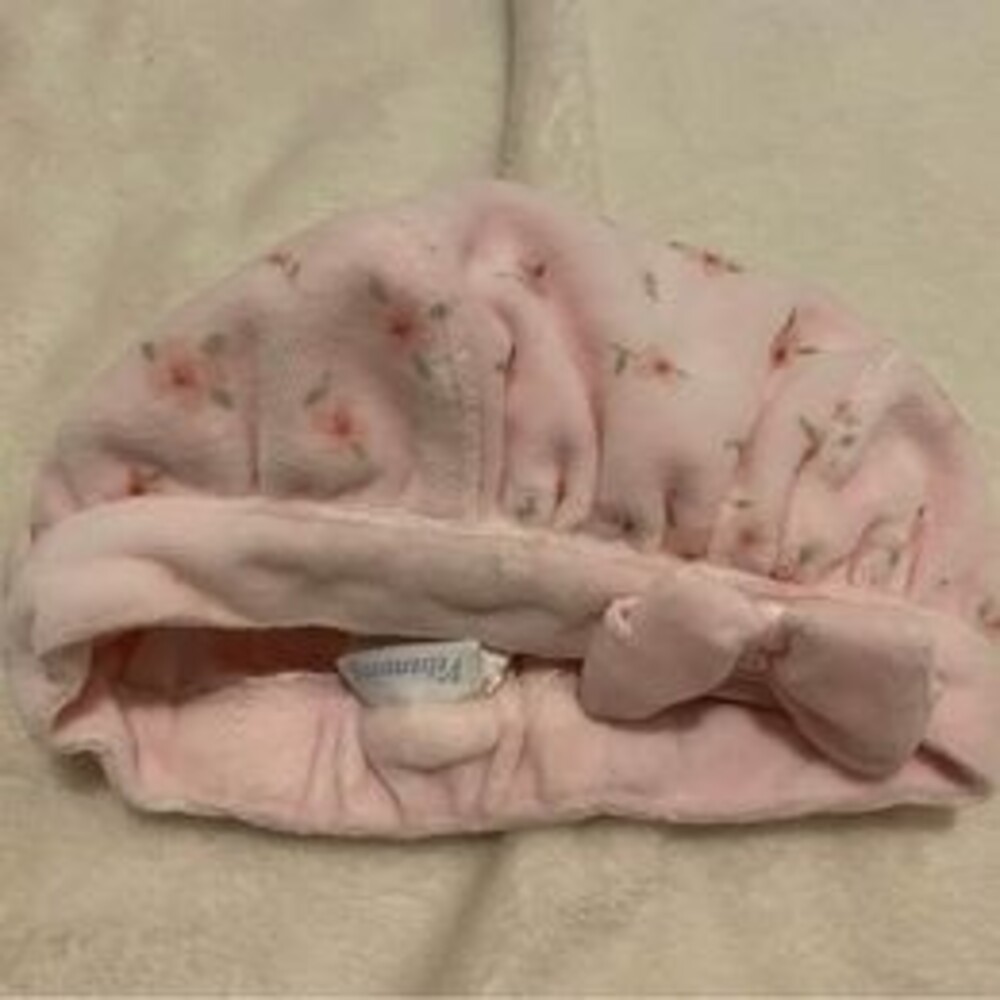 Two Girl Hats [Clothing 080] - Picture 2 of 4